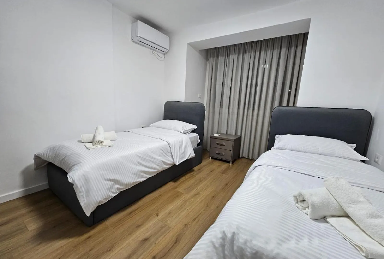 Elois Luxury Apartment Τίρανα